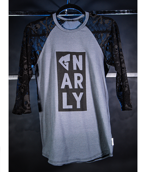 Gnarly Block-Skull Sleeve -XS